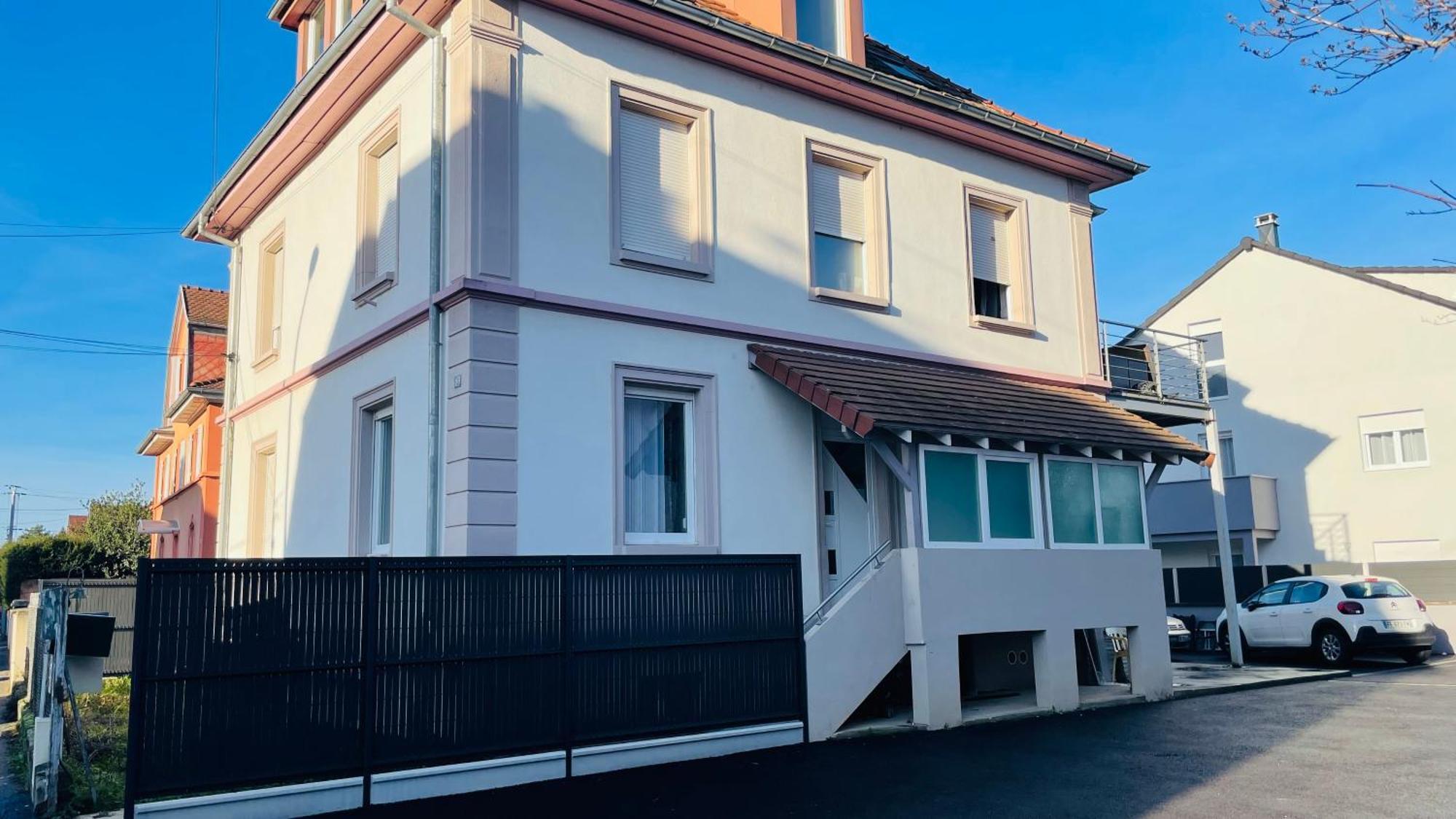 Appartement Bes,, Chaleureux Et Confortable Avec Entree Independante Wittenheim Exterior photo